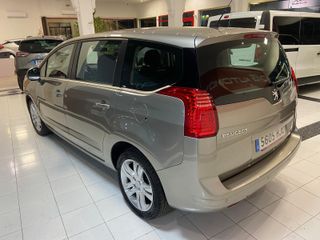 Peugeot 5008 2.0 HDI 7 PLAZAS 2012