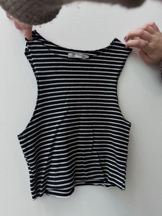 Top Zara Rayas Blanco y Negro Talla S