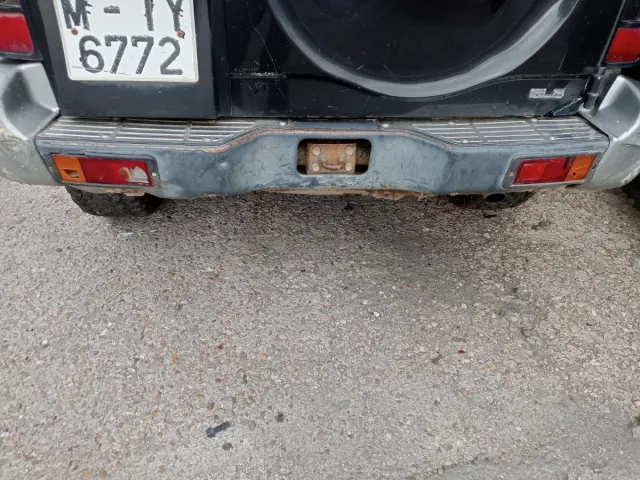 Mitsubishi Montero Corto Piezas