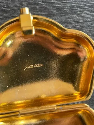 Pastillero pequeño bolso plateado