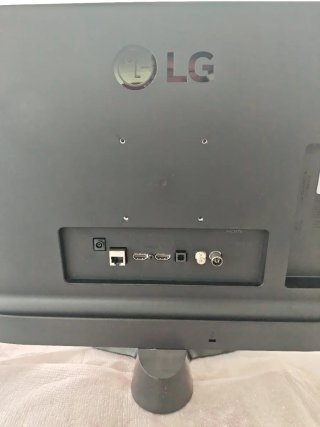 LG Smart TV 24 24TQ510S-P