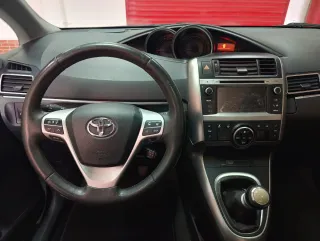 Toyota Verso 7 Plazas 1.6I 132CV 180.000KM 2013