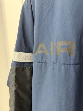 Chaqueta Nike Air Max – A ESTRENAR – Talla L