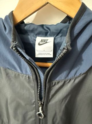 Chaqueta Nike Air Max – A ESTRENAR – Talla L