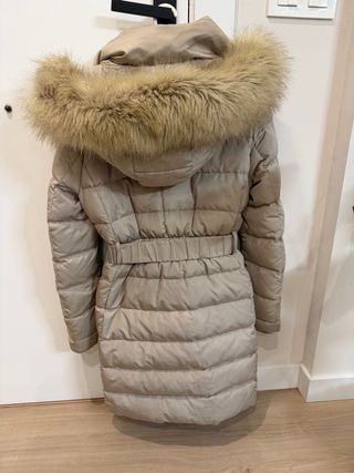 Abrigo plumífero Zara beige