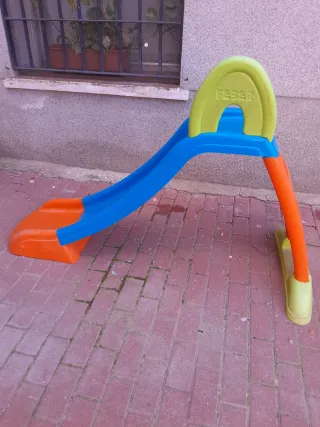 Tobogán infantil Feber