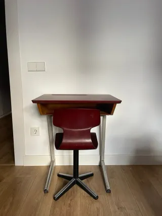 Pupitre Galvanitas antiguo madera y metal