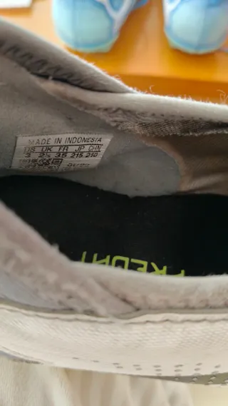 Botas de fútbol Adidas Predator niño Talla 35