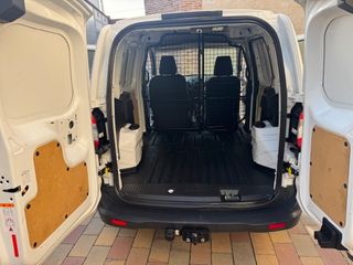 Ford Transit Courier 2021