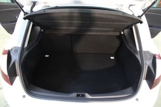 ¡Oportunidad! Vendo Renault Megane Limited (2015)