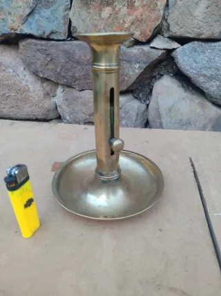 Palmatoria antigua de bronce