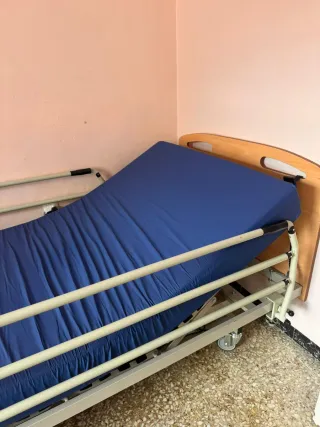 Cama geriátrica elevable 105x190