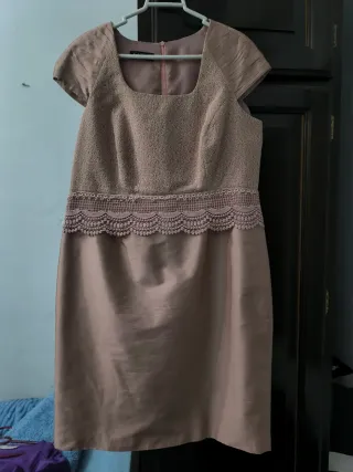 Vestido de fiesta beige y rosa