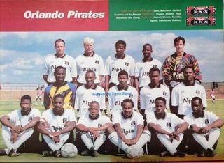 Camiseta Orlando Pirates Umbro Talla XL