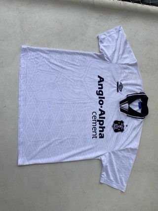 Camiseta Orlando Pirates Umbro Talla XL