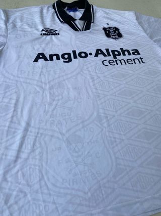 Camiseta Orlando Pirates Umbro Talla XL