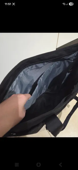 Bolso tote de viaje negro