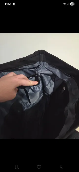 Bolso tote de viaje negro