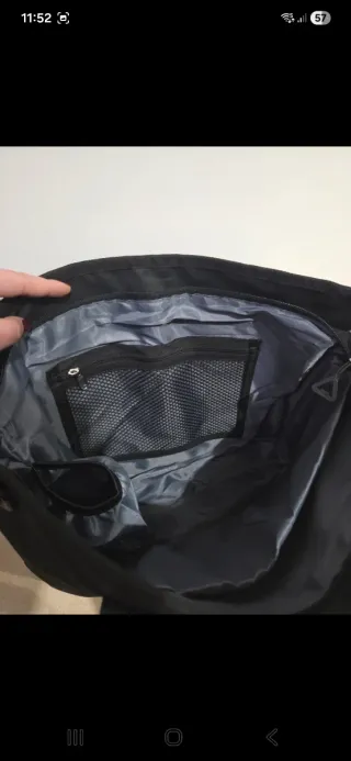 Bolso tote de viaje negro