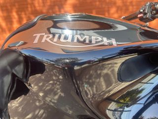 Triumph Sprint ST 1050