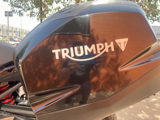 Triumph Sprint ST 1050