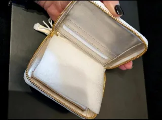 Mini portafoglio Guess bianco trapuntato