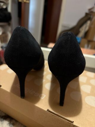 Stiletto negros talla 38