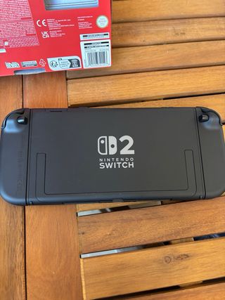 Nintendo Switch 2 con Caja y Accesorios