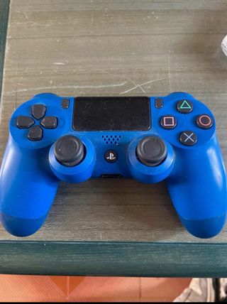 Playstation 4 Slim con controller