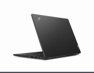 Lenovo ThinkPad Yoga L13 con Copilot Convertible