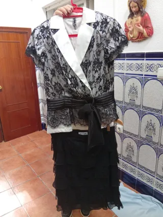 Conjunto Chaqueta y Falda Vestir