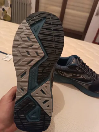 Zapatillas Joma Negras y Turquesa Nuevas