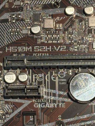 Gigabyte H510M S2H V2