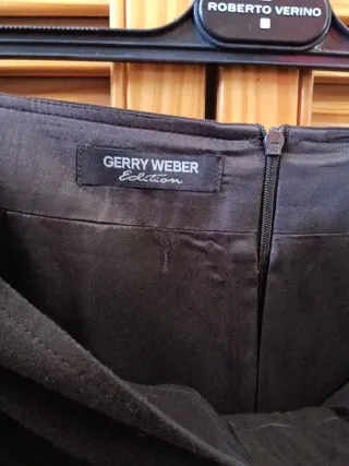 Falda recta Gerry Weber.