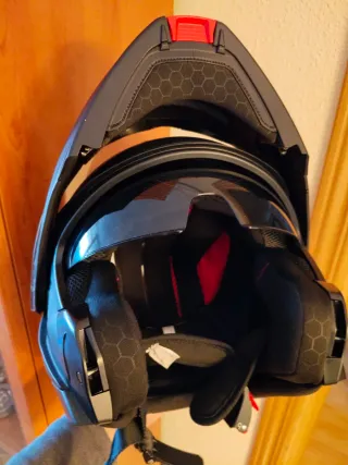Cascos de moto negro