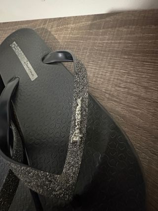 Chanclas Ipanema Negras Brillantes