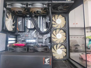 Pack Placa Base + CPU + SSD AORUS