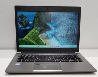 Portátil Toshiba i7 16GB RAM 500GB SSD