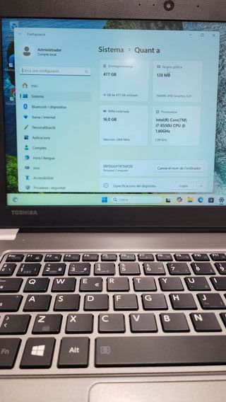 Portátil Toshiba i7 16GB RAM 500GB SSD