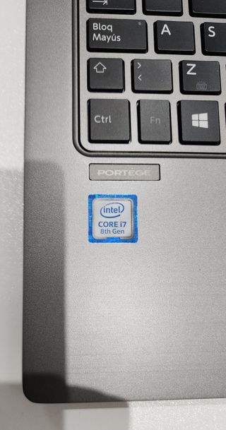 Portátil Toshiba i7 16GB RAM 500GB SSD