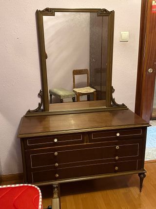 Muebles antiguos de madera