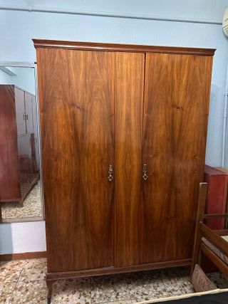 Muebles antiguos de madera