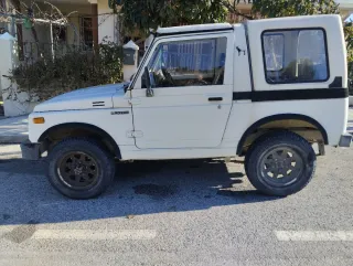 Suzuki Samurai 1985