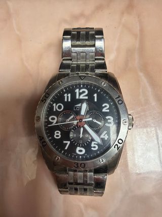 Reloj Lotus Negro y Plateado sin pila