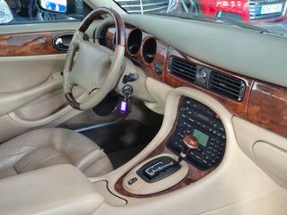 Jaguar Serie XJ XJ8 3.2 EXECUTIVE