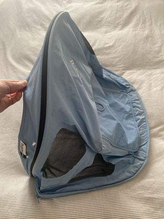 Bugaboo Bee, con 3 capotas y 2 sacos