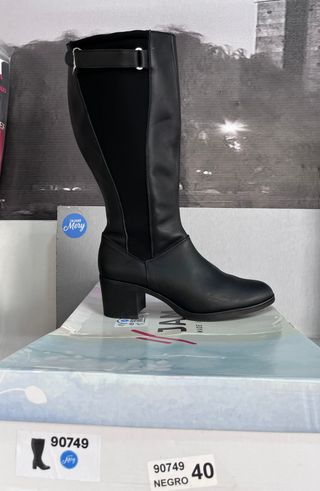 Botas Piel Elásticos Caña Ancha Talla 40 Nuevas