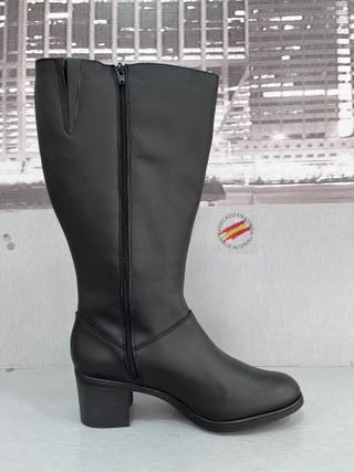 Botas Piel Elásticos Caña Ancha Talla 40 Nuevas