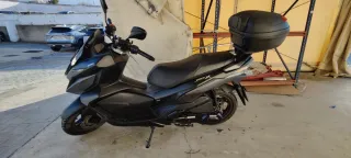 Moto Scooter 125cc Negra Automática Jet Sym
