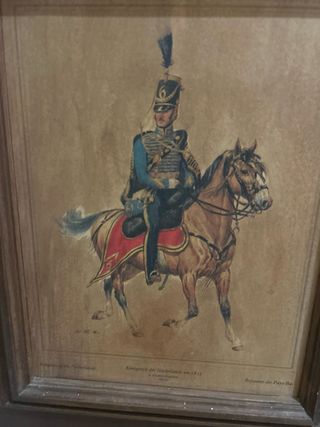 Puertas de armario antiguas con láminas